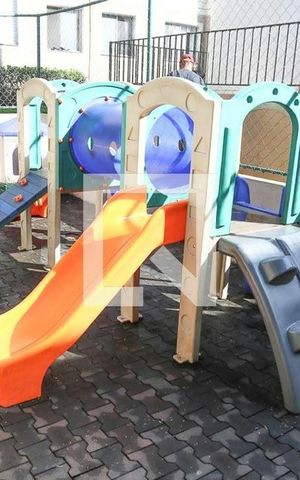 Apartamento para alugar com 47m², 2 quartos e 1 vaga Apartamento para alugar com 47m², 2 quartos e 1 vagaÁrea comum - Playground