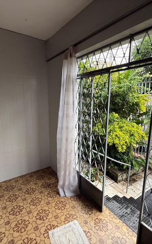 Casa para alugar com 100m², 3 quartos e 3 vagas Casa para alugar com 100m², 3 quartos e 3 vagasvaranda