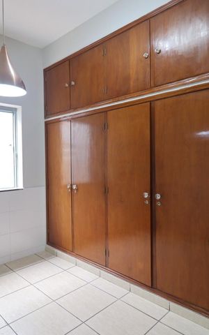 Casa para alugar com 110m², 3 quartos e 1 vagaQuarto 1