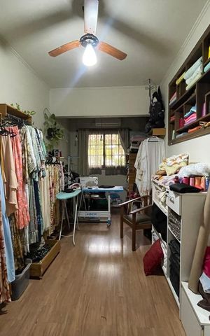 Casa à venda com 280m², 4 quartos e sem vaga