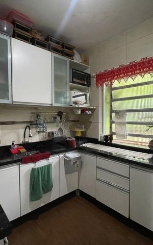 Casa à venda com 280m², 4 quartos e sem vaga