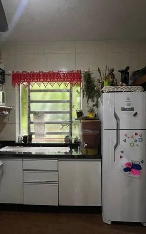 Casa à venda com 280m², 4 quartos e sem vaga