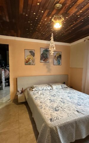 Casa de condomínio para alugar com 225m², 3 quartos e 2 vagasQuarto 1