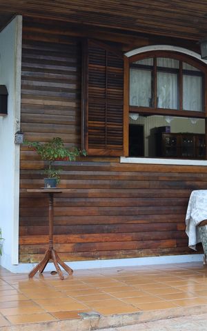 Casa de condomínio para alugar com 225m², 3 quartos e 2 vagasVaranda