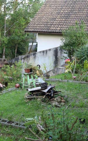 Casa de condomínio para alugar com 225m², 3 quartos e 2 vagasQuintal