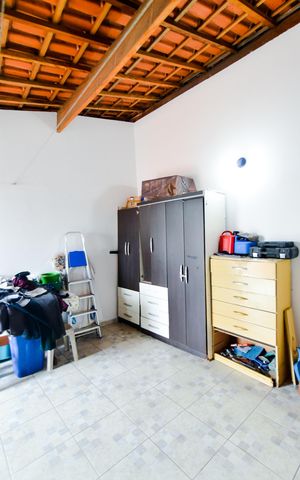 Casa à venda com 335m², 5 quartos e 3 vagasÁrea de Serviço