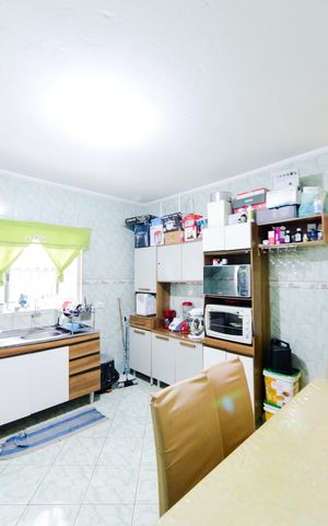 Casa à venda com 335m², 5 quartos e 3 vagasEdícula