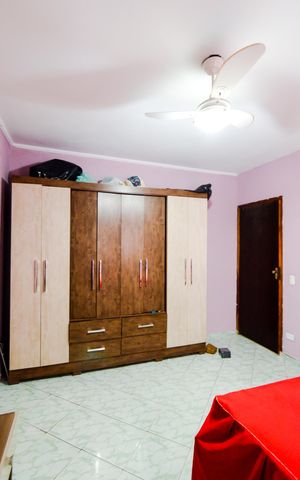 Casa à venda com 335m², 5 quartos e 3 vagasEdícula