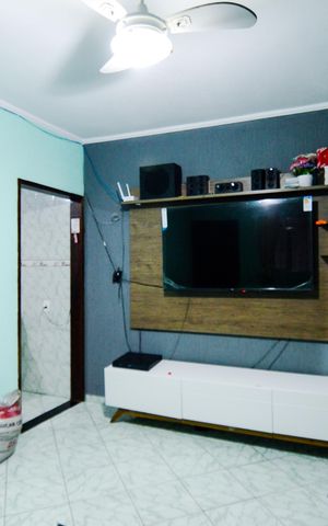 Casa à venda com 335m², 5 quartos e 3 vagasEdícula