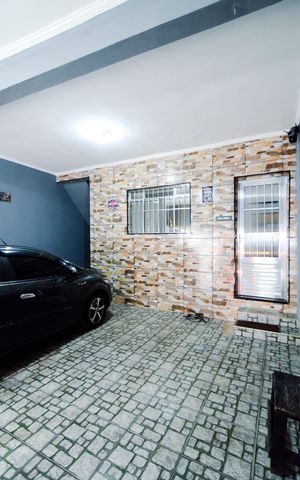 Casa à venda com 335m², 5 quartos e 3 vagasGaragem