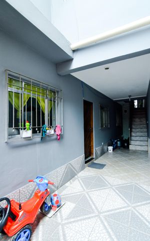 Casa à venda com 335m², 5 quartos e 3 vagasQuintal