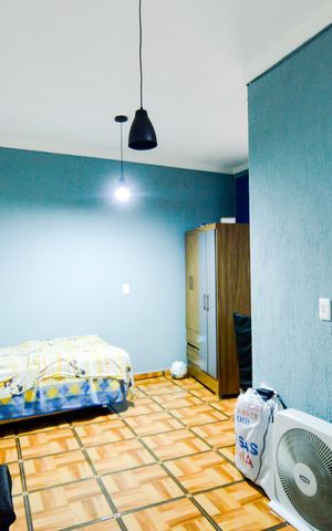 Casa à venda com 335m², 5 quartos e 3 vagasEdícula