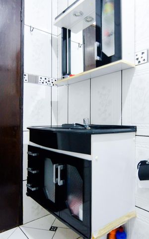 Casa à venda com 335m², 5 quartos e 3 vagasBanheiro