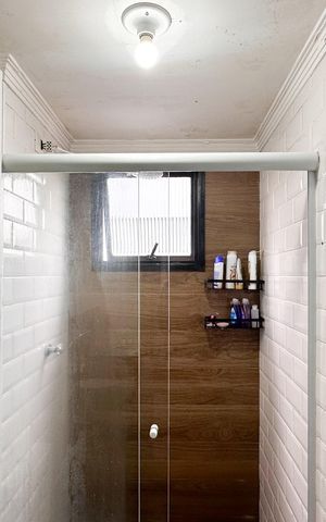 Apartamento à venda com 49m², 2 quartos e 1 vaga Apartamento à venda com 49m², 2 quartos e 1 vagaBanheiro Social