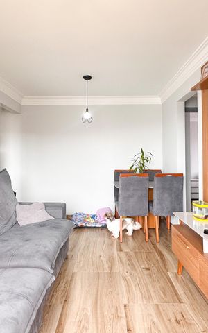 Apartamento à venda com 49m², 2 quartos e 1 vaga Apartamento à venda com 49m², 2 quartos e 1 vagaSala