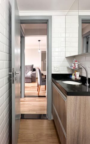 Apartamento à venda com 49m², 2 quartos e 1 vaga Apartamento à venda com 49m², 2 quartos e 1 vagaBanheiro Social