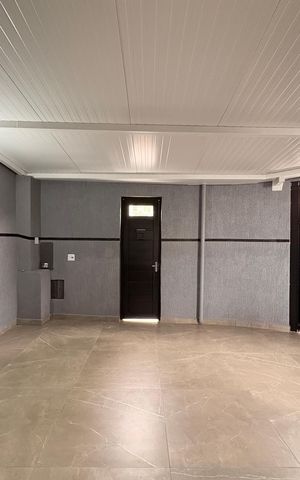 Casa à venda com 159m², 3 quartos e 2 vagas Casa à venda com 159m², 3 quartos e 2 vagasVista da sala
