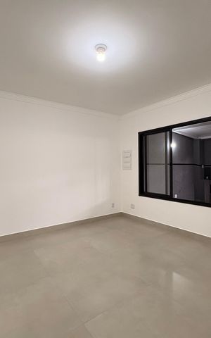 Casa à venda com 159m², 3 quartos e 2 vagas Casa à venda com 159m², 3 quartos e 2 vagasSala