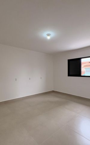 Casa à venda com 159m², 3 quartos e 2 vagas Casa à venda com 159m², 3 quartos e 2 vagasSuite