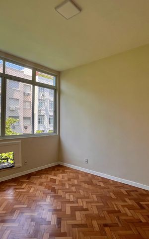 Apartamento para alugar com 80m², 2 quartos e 1 vaga