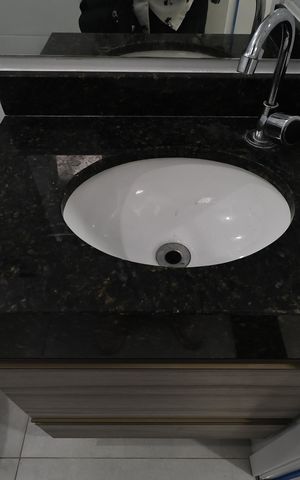 Apartamento para alugar com 46m², 2 quartos e 1 vaga Apartamento para alugar com 46m², 2 quartos e 1 vagaBanheiro
