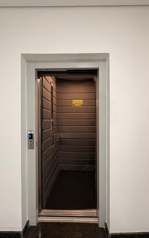 Apartamento para alugar com 46m², 2 quartos e 1 vaga Apartamento para alugar com 46m², 2 quartos e 1 vagaHall de entrada