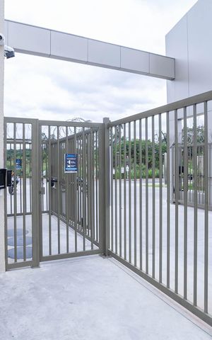 Apartamento à venda com 49m², 2 quartos e 1 vaga Apartamento à venda com 49m², 2 quartos e 1 vagaFachada do condomínio
