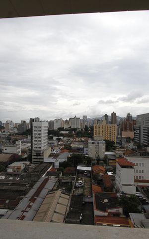 Apartamento para alugar com 75m², 2 quartos e 2 vagasVista