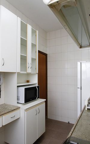Apartamento para alugar com 75m², 2 quartos e 2 vagasCozinha