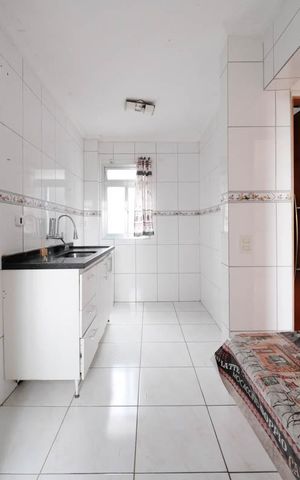 Apartamento à venda com 52m², 2 quartos e 1 vagaCozinha e Área de Serviço