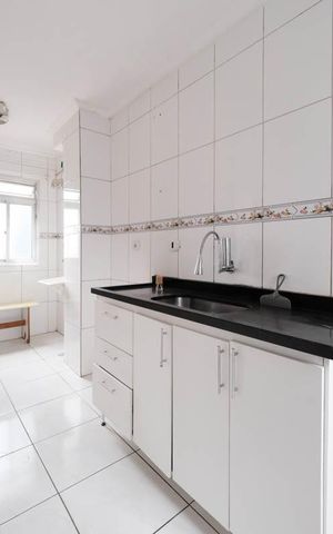 Apartamento à venda com 52m², 2 quartos e 1 vagaCozinha e Área de Serviço
