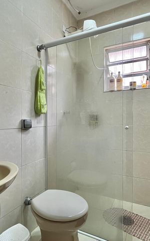 Casa para alugar com 280m², 2 quartos e 2 vagas Casa para alugar com 280m², 2 quartos e 2 vagasBanheiro da Suíte