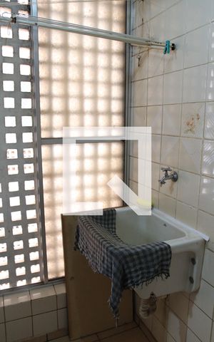Apartamento à venda com 75m², 2 quartos e 1 vagaCozinha e Área de Serviço