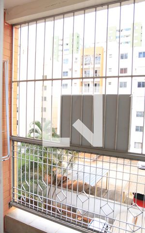 Apartamento à venda com 75m², 2 quartos e 1 vagaSacada