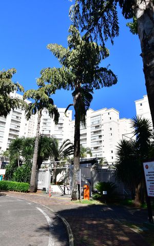 Apartamento para alugar com 92m², 3 quartos e 2 vagasFachado do condomínio