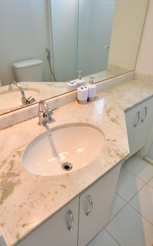 Apartamento para alugar com 92m², 3 quartos e 2 vagasBanheiro