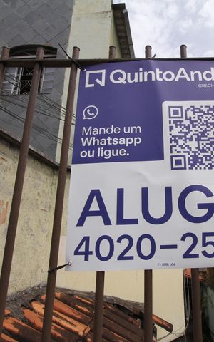 Apartamento para alugar com 67m², 2 quartos e sem vagaplaca