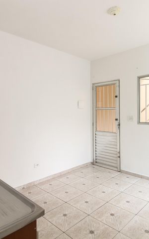 Casa para alugar com 27m², 1 quarto e sem vagaSala 