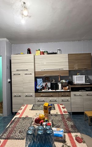 Apartamento à venda com 250m², 3 quartos e 3 vagas Apartamento à venda com 250m², 3 quartos e 3 vagasCozinha