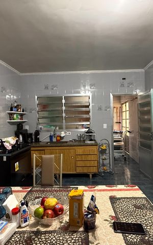 Apartamento à venda com 250m², 3 quartos e 3 vagas Apartamento à venda com 250m², 3 quartos e 3 vagasCozinha