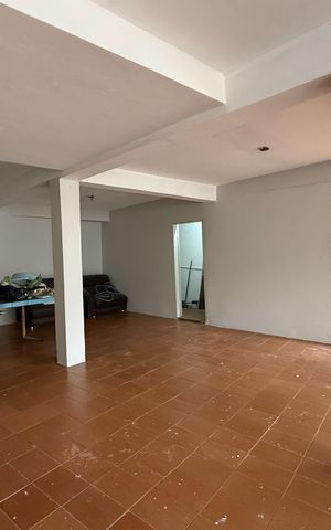 Apartamento à venda com 250m², 3 quartos e 3 vagas Apartamento à venda com 250m², 3 quartos e 3 vagasQuintal