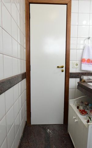 Apartamento à venda com 156m², 3 quartos e 2 vagasBanheiro 2