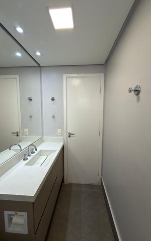Apartamento à venda com 123m², 3 quartos e 2 vagas Apartamento à venda com 123m², 3 quartos e 2 vagasBanheiro Social