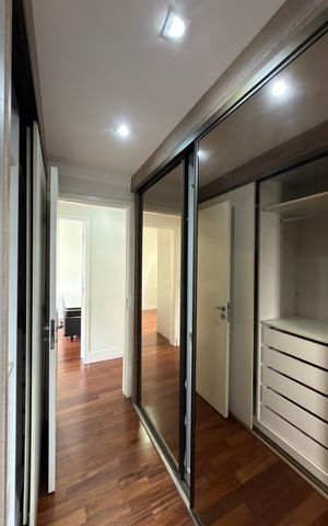 Apartamento à venda com 123m², 3 quartos e 2 vagas Apartamento à venda com 123m², 3 quartos e 2 vagasQuarto 1 - Suíte Closet