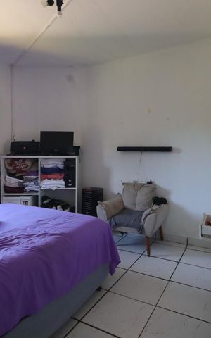 Casa para alugar com 180m², 1 quarto e sem vaga
