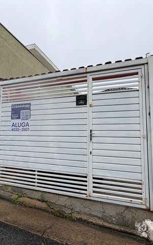 Casa para alugar com 48m², 2 quartos e 1 vagaFachada