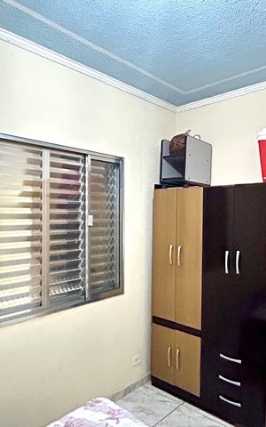 Casa à venda com 200m², 3 quartos e 2 vagasQuarto 1