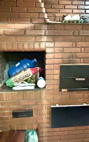 Casa à venda com 200m², 3 quartos e 2 vagasChurrasqueira