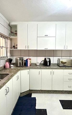 Casa à venda com 200m², 3 quartos e 2 vagasCozinha