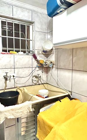 Casa à venda com 200m², 3 quartos e 2 vagasÁrea de Serviço